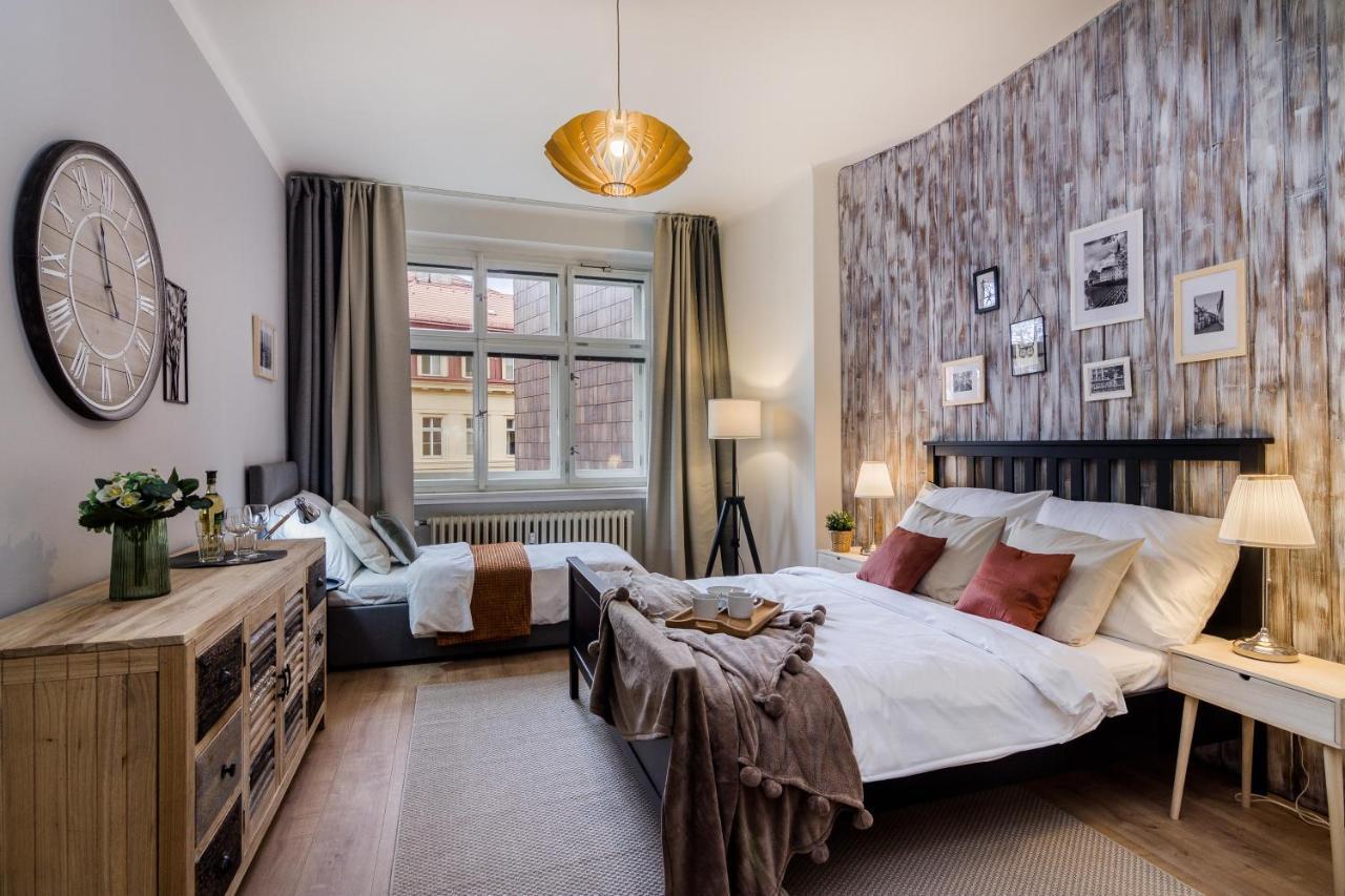 Apt In Prague Charles Bridge 1Km By Michal&Friends Екстериор снимка